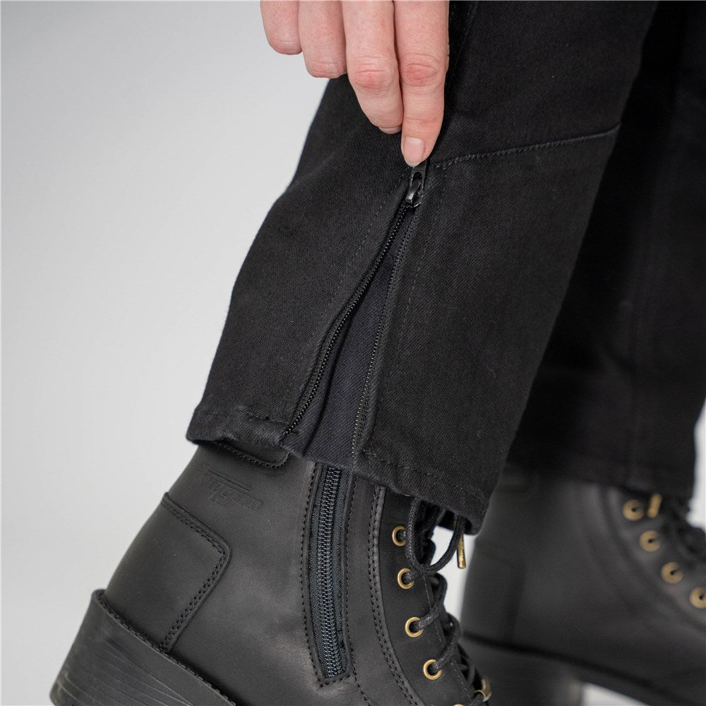 BULL-IT 24 LADIES COYOTE (AA) EASY/REGULAR - BLK (10)