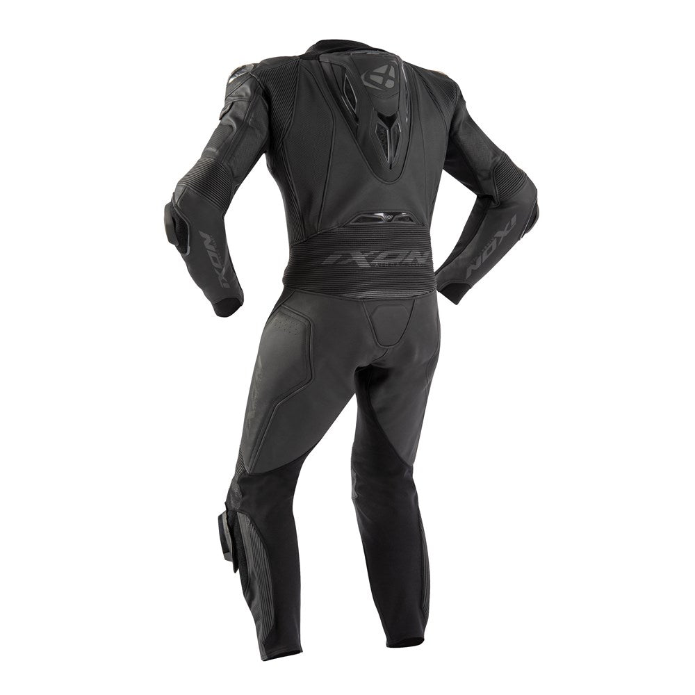 IXON VENDETTA EVO 1PC SUIT BLK (2XL)