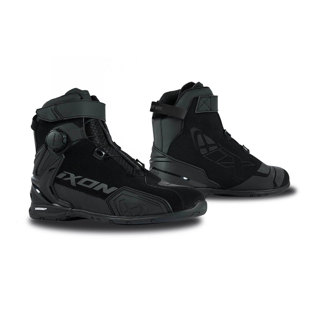 IXON BULL 2 WP BOOT BLK (45)