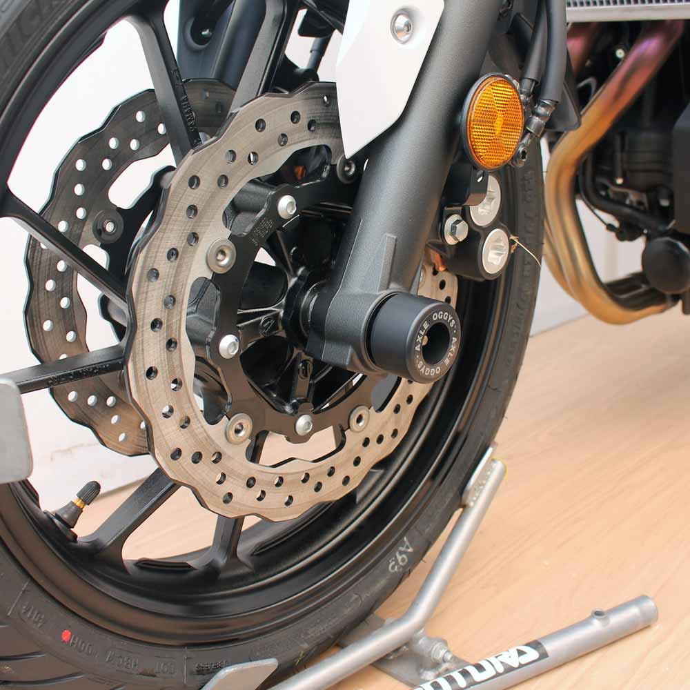 FULL PROTECTION KIT MT-07 14-24 & XSR 700 16-25 (Black Knobbs with Steel Bracket) - OK834FPK-ST