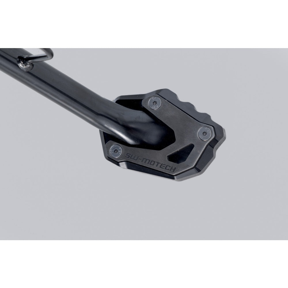 Extension for side stand foot.Black/Silver. Suzuki V-Strom 1050DE, April RS 457.(STS.05.965.10000)