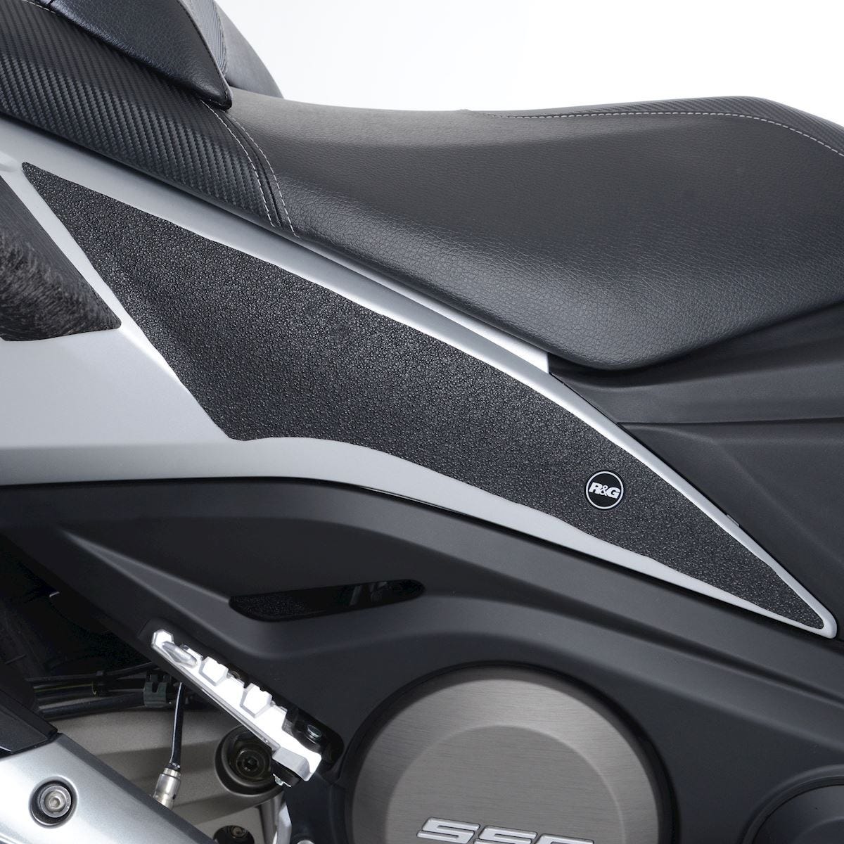 AK550 '18-Traction Grips:BLK 2-Grip Kit (fits upper panels)