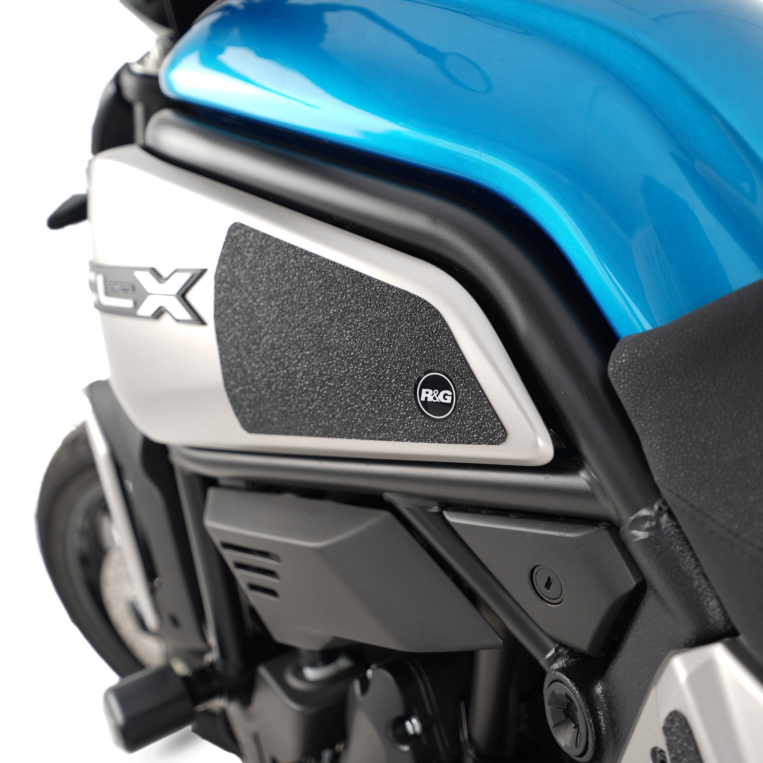 R&G CFMoto 700CLX Traction Grips BLK 2Grip Kit