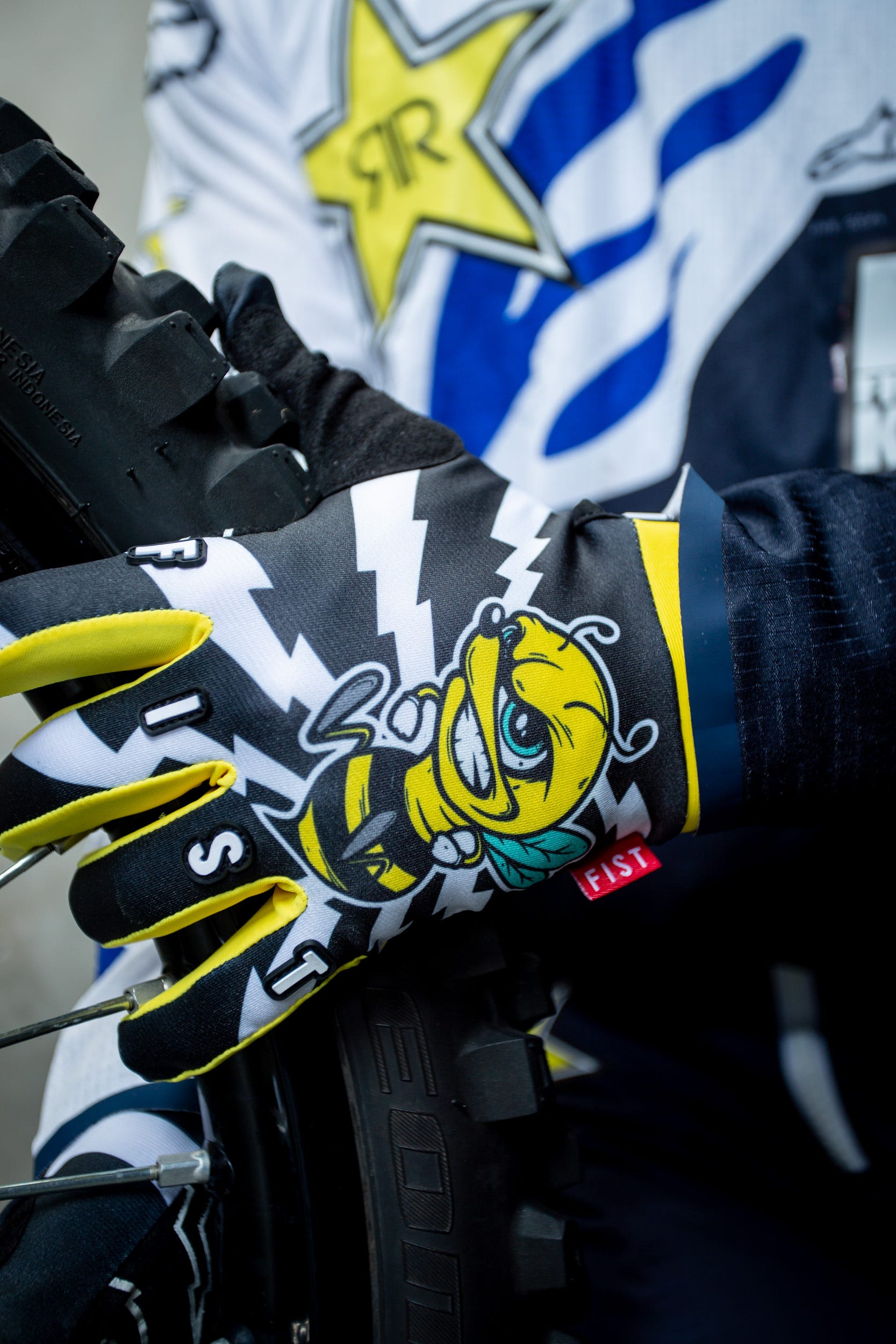 FIST Killabee Shockwave Glove - Kyle Baldock