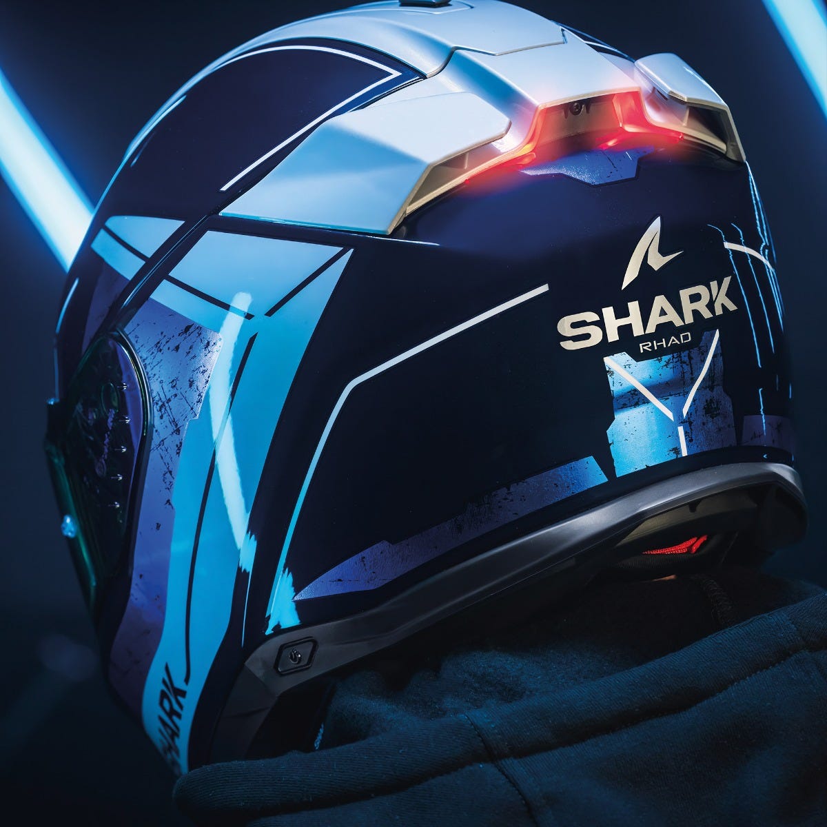 SHARK SKWAL i3 RHAD MAT BLK CHR RED L