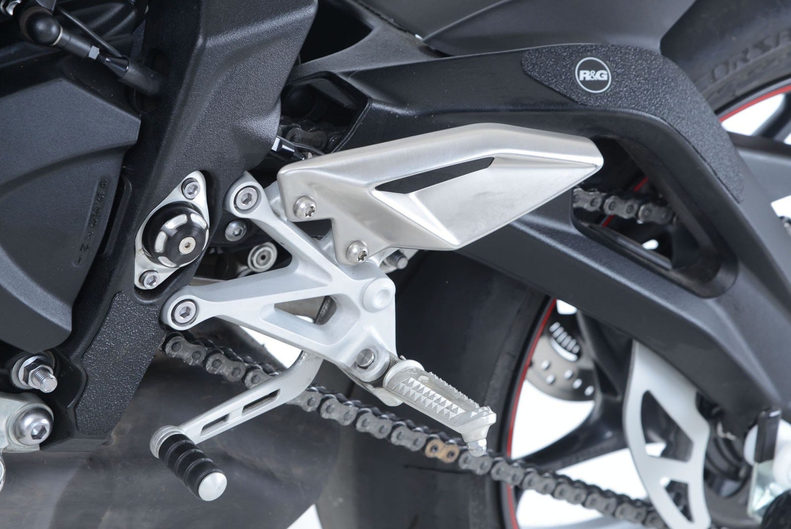 Triumph Street Triple 765 RS/R/S '17- Boot Guard 4-Pc kit