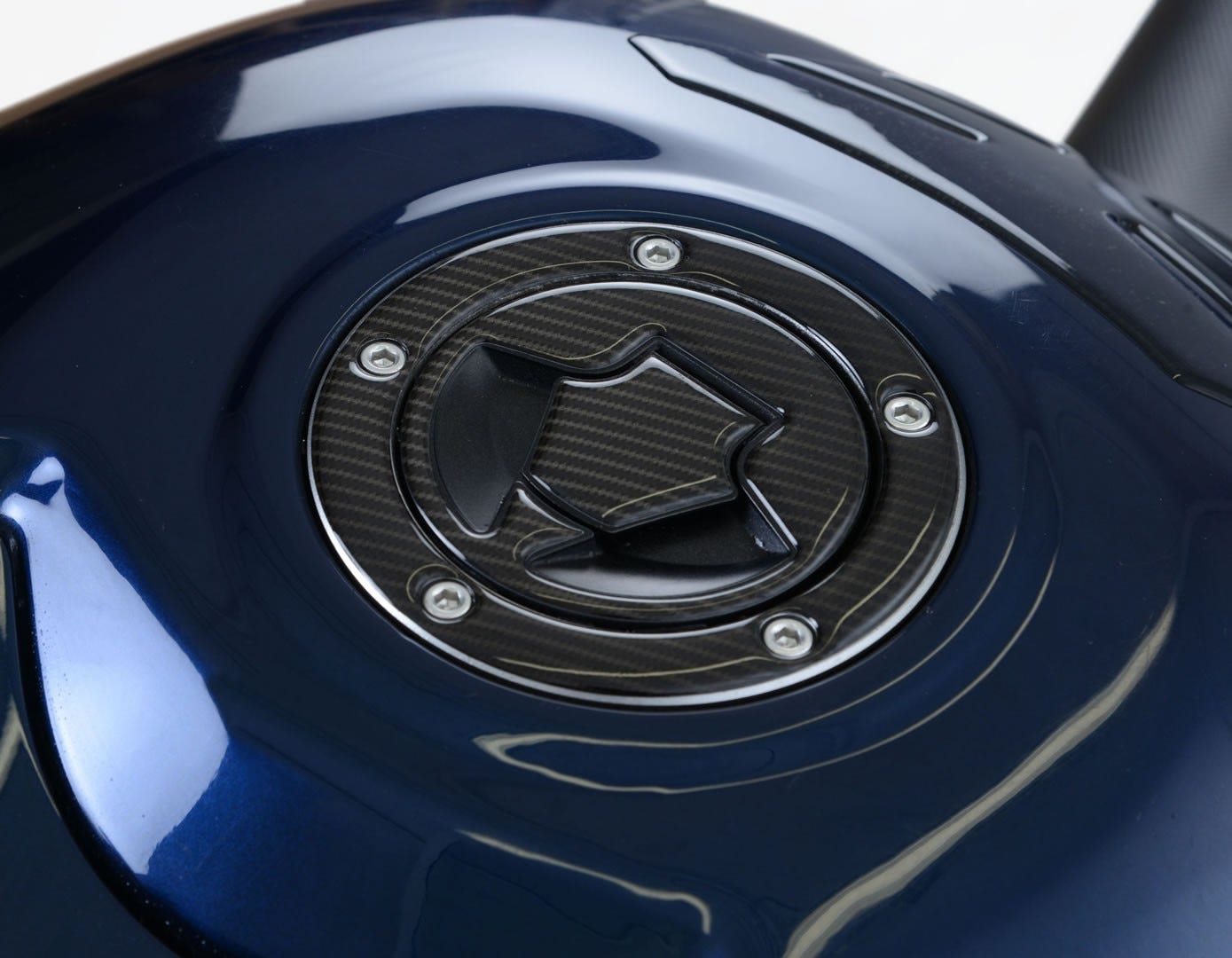 Red Dynamic Fuel Cap Surround -Carbon