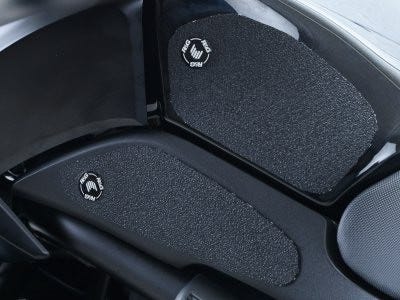 650VERSYS'15- TRAC/PADS BK 4PC