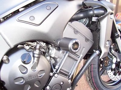 CRASH PRO FZ-1/ FAZER 1000 06