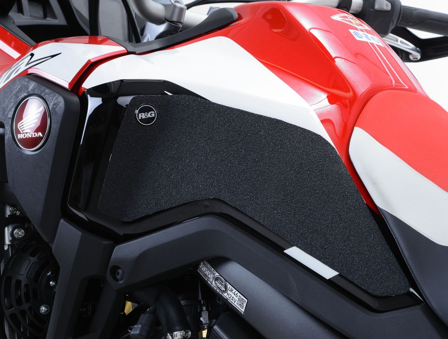 CRF1000L A/TWIN BLK 2PGRIP KIT