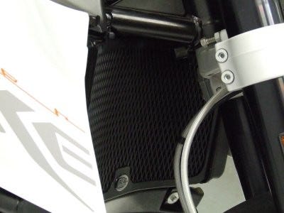 RAD/GUA TISUPERDUKE0509 990ADV