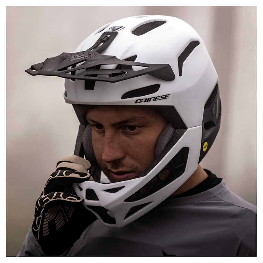 Dainese Linea 01 MIPS MTB Helmet - WHITE/BLACK