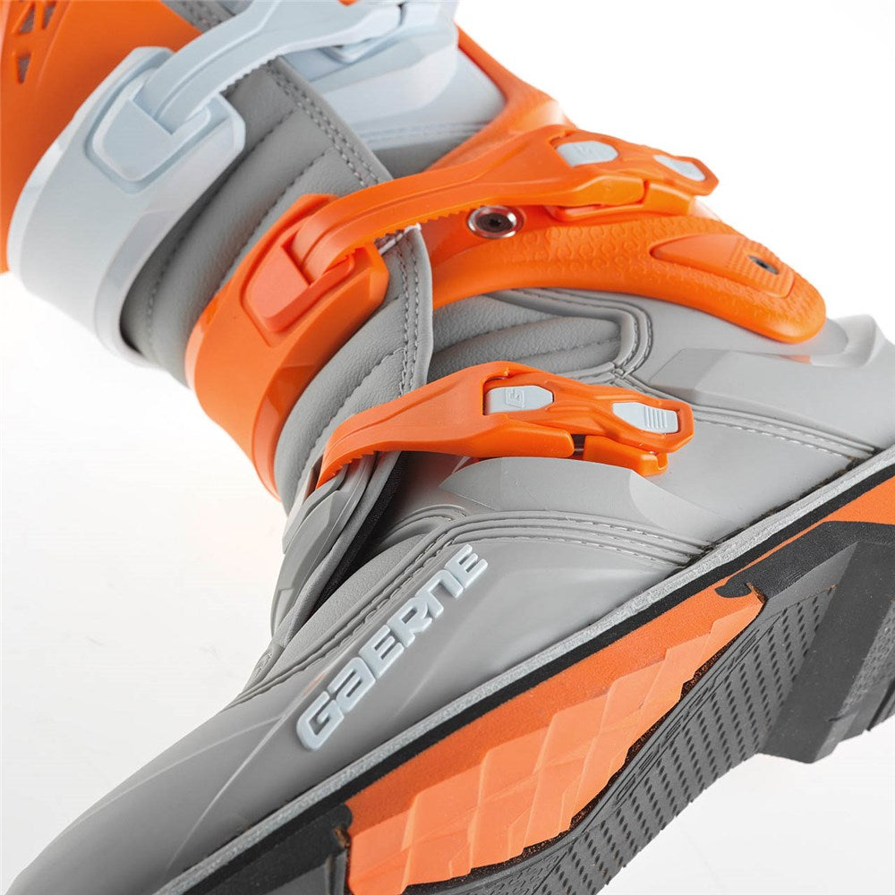 GAERNE SG-22 BOOTS ORANGE/WHITE/GREY 45 (10.5)