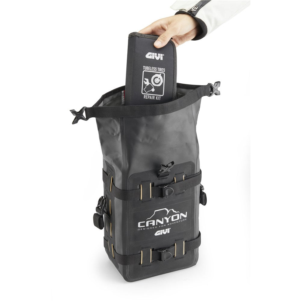 GIVI GRT CANYON CARGO/CRASH BAR BAG 8L WATERPROOF