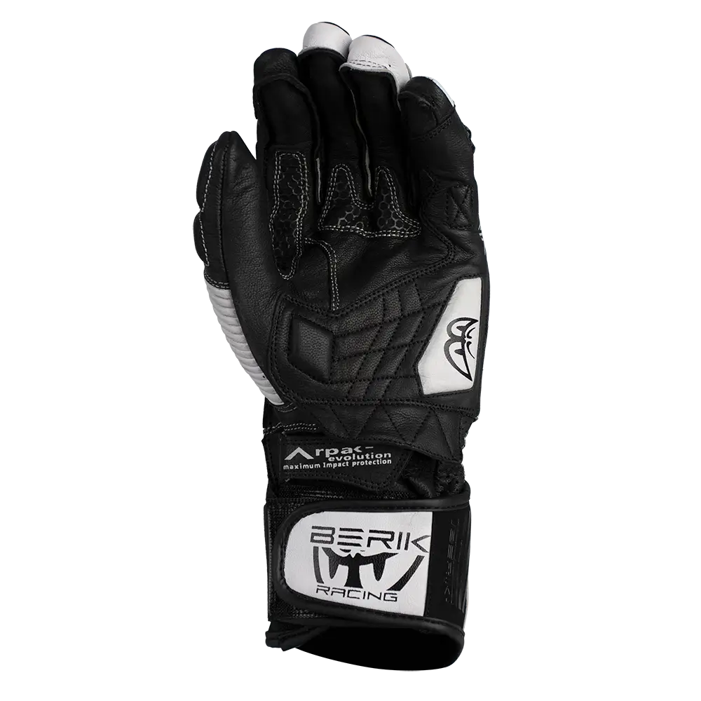 TRAX (BLACK / WHITE)
