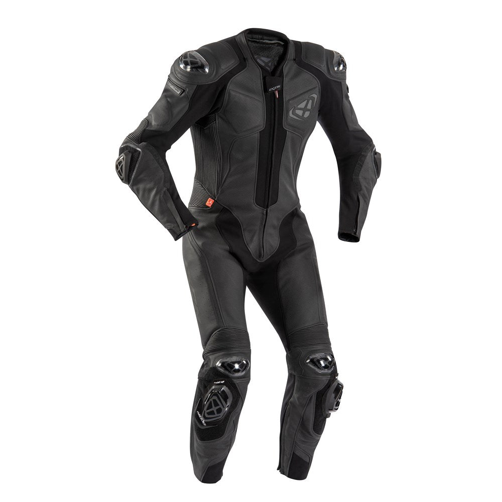 IXON VENDETTA EVO 1PC SUIT BLK (2XL)