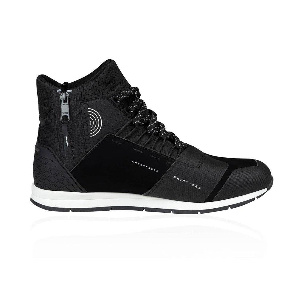 IXON FREAKY WP BOOT BLK/WHT (45)