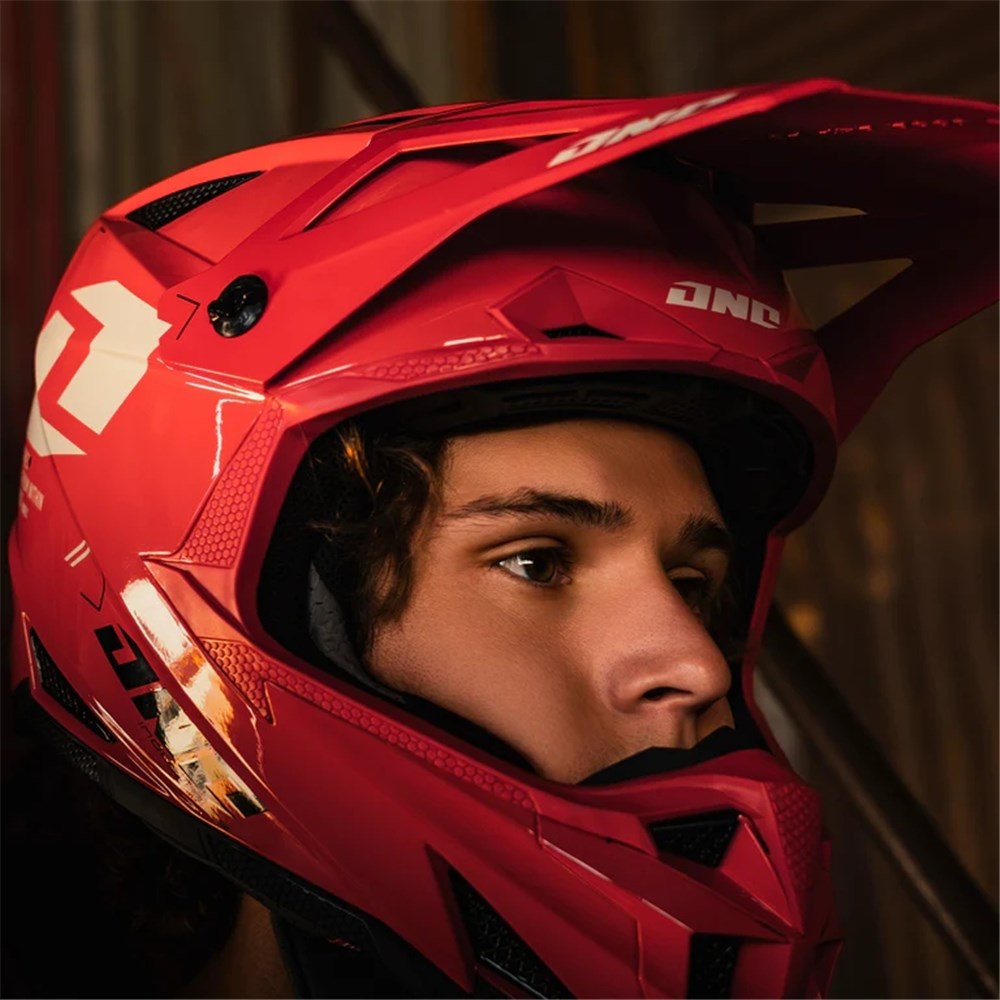 ONE INDUSTRIES X-297 HELMET FOCUS - ELECTRIC RED (LG)