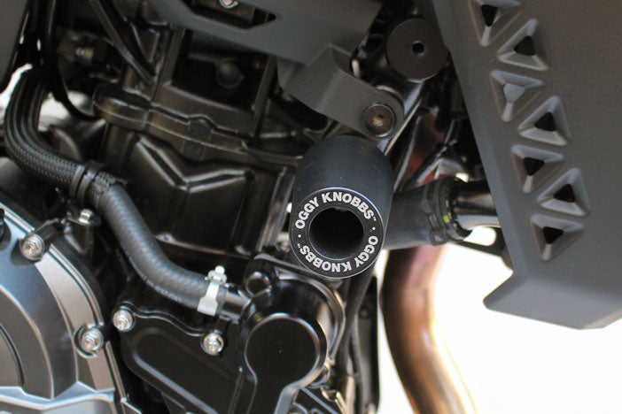 OGGY KNOBBS GSX-8S 23-25 (Black Knobbs) - OK748