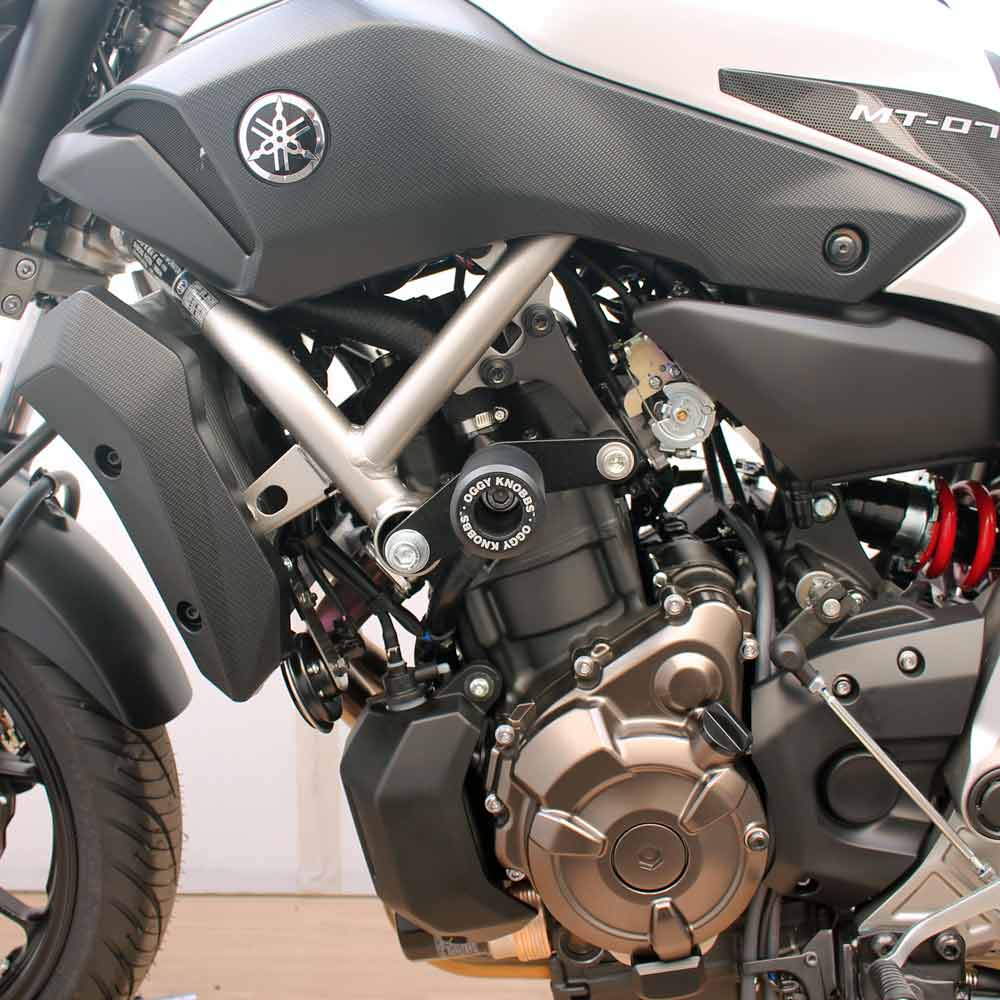 OGGY KNOBBS MT-07, TRACER 7 & 700, XSR 700 14-25 (Black Knobbs; Steel Brackets) - OK834ST
