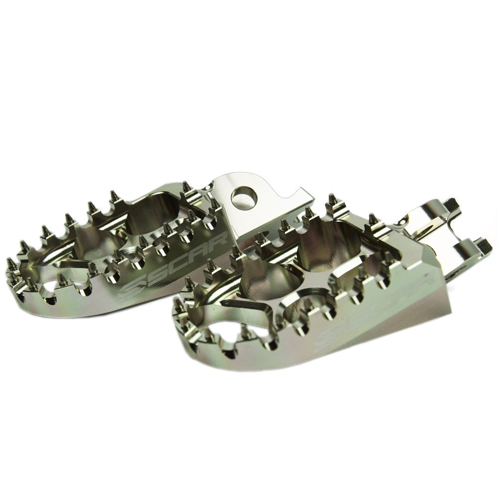 SCAR EVO FOOTPEGS HONDA CR-CRF-CRFX 02-22 / KAWASAKI KXF250-450 06-22 (57MM WIDE) SIL