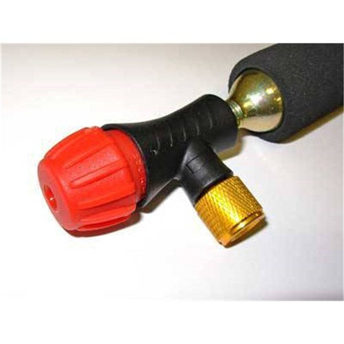 X-TECH REGULATOR CO2 TYRE INFLATOR WITH 2 16G CARTRIDGES (2C2)(CANNOT AIR FREIGHT THIS ITEM) (UN1013/2.2)
