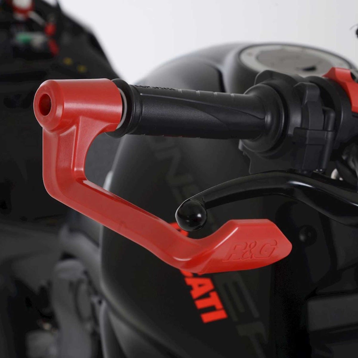 R&G Brake Lever Guard for Yamaha YZF-R6 '06-'16 & Yamaha R7 '22-