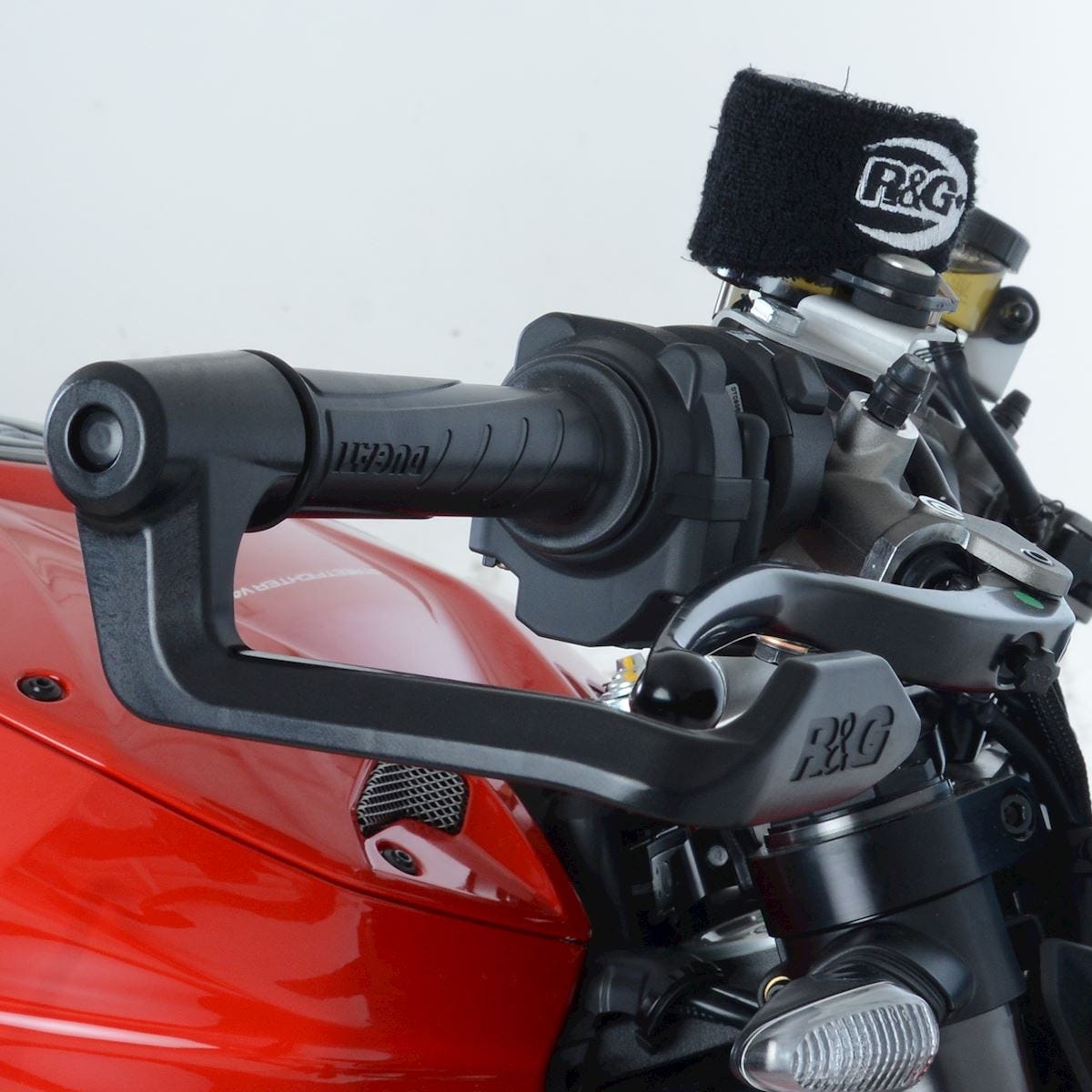 R&G Brake Lever Guard, Red, for 19-21 internal dia