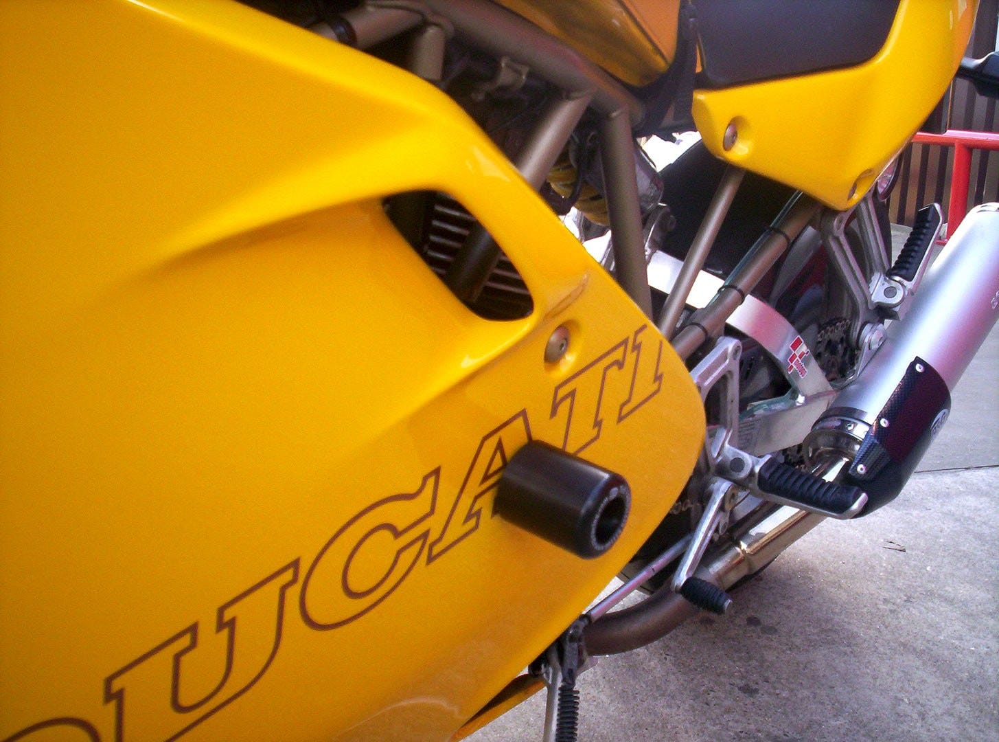 CRASH PROT DUC 900SS UP TO 98