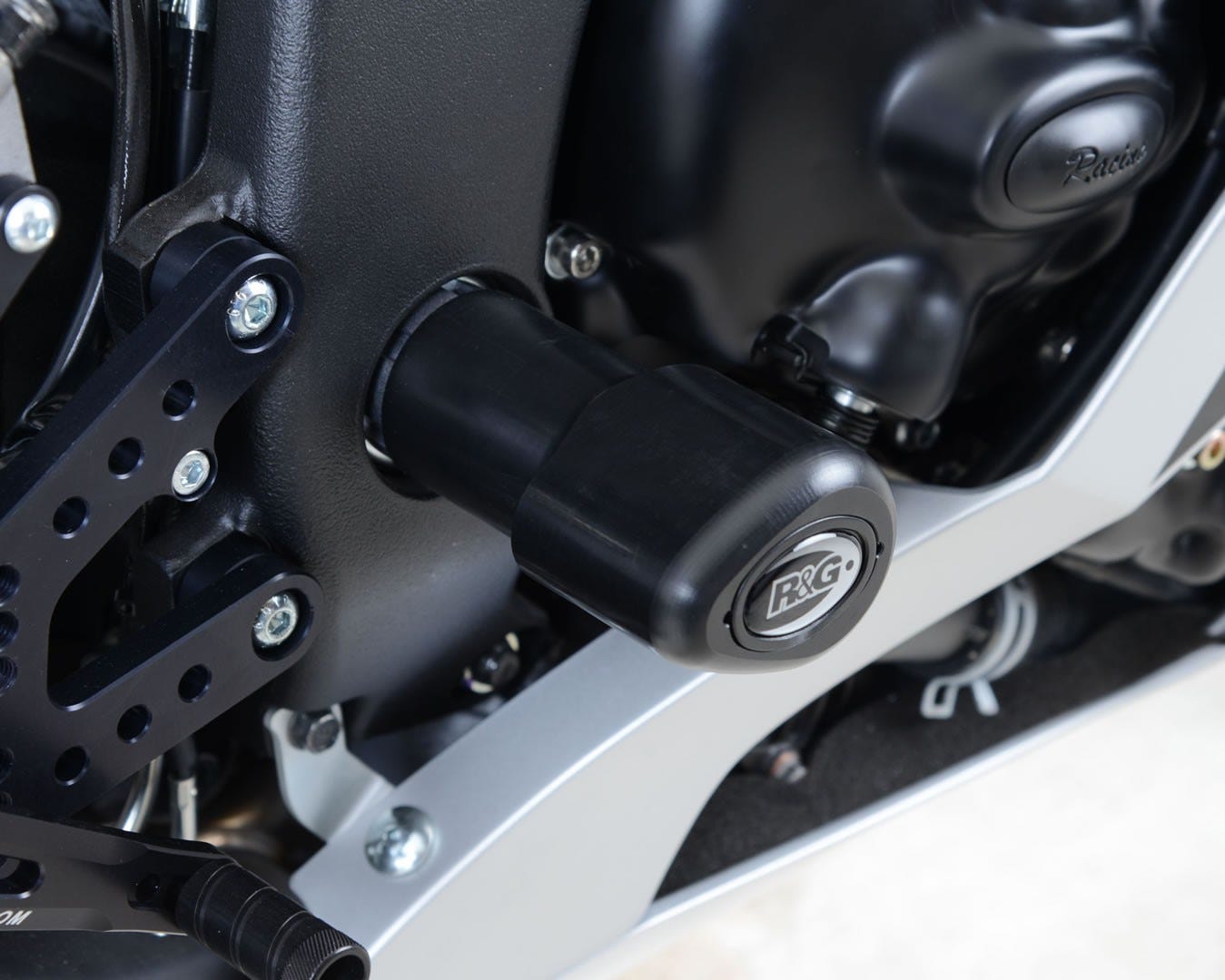 AERO C/PROT LOWERS R6 06-