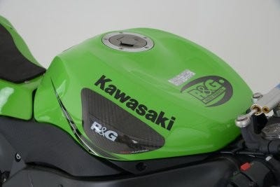 Tnk Sliders ZX6R 09/10R '08-'10 Kawasaki on tank