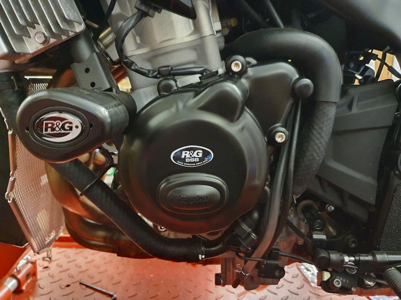 R&G Kawasaki / ZX-4RR '23- Engine Case Covers, pair
