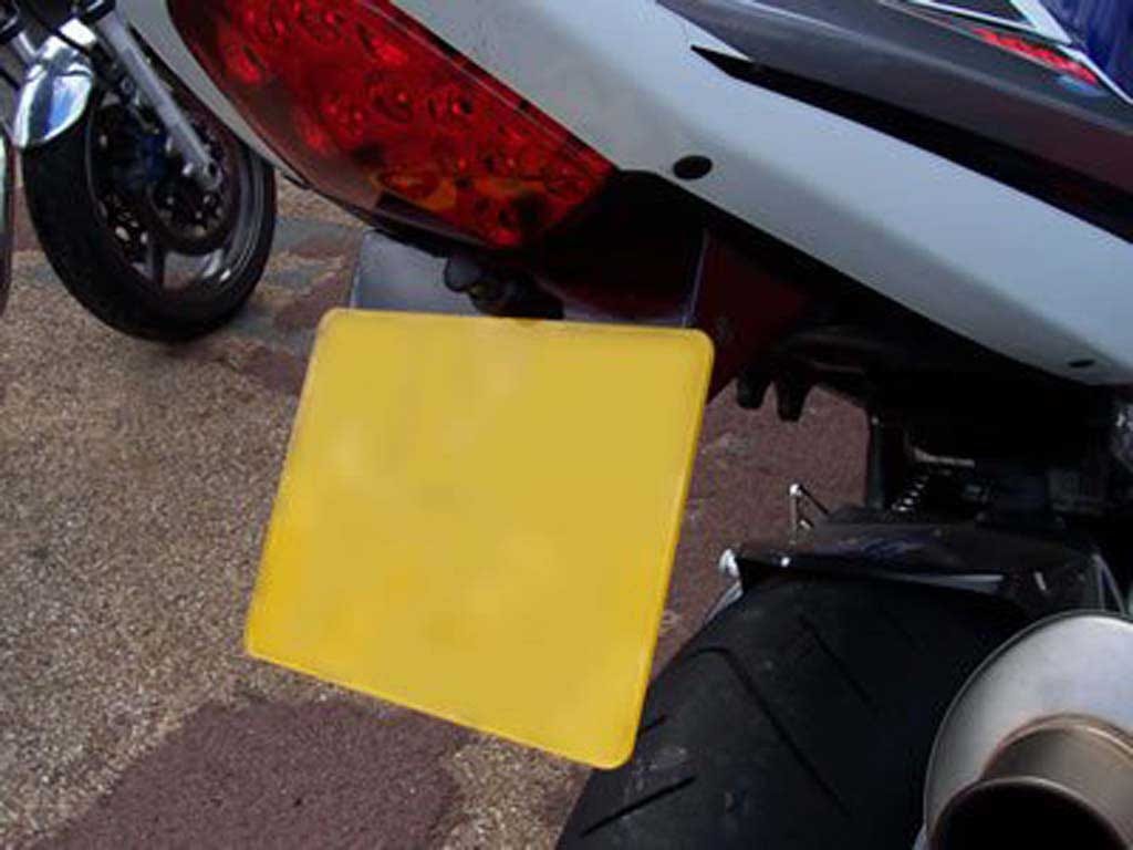 L/PLATE HOLDER GSX-R1000K3-K4