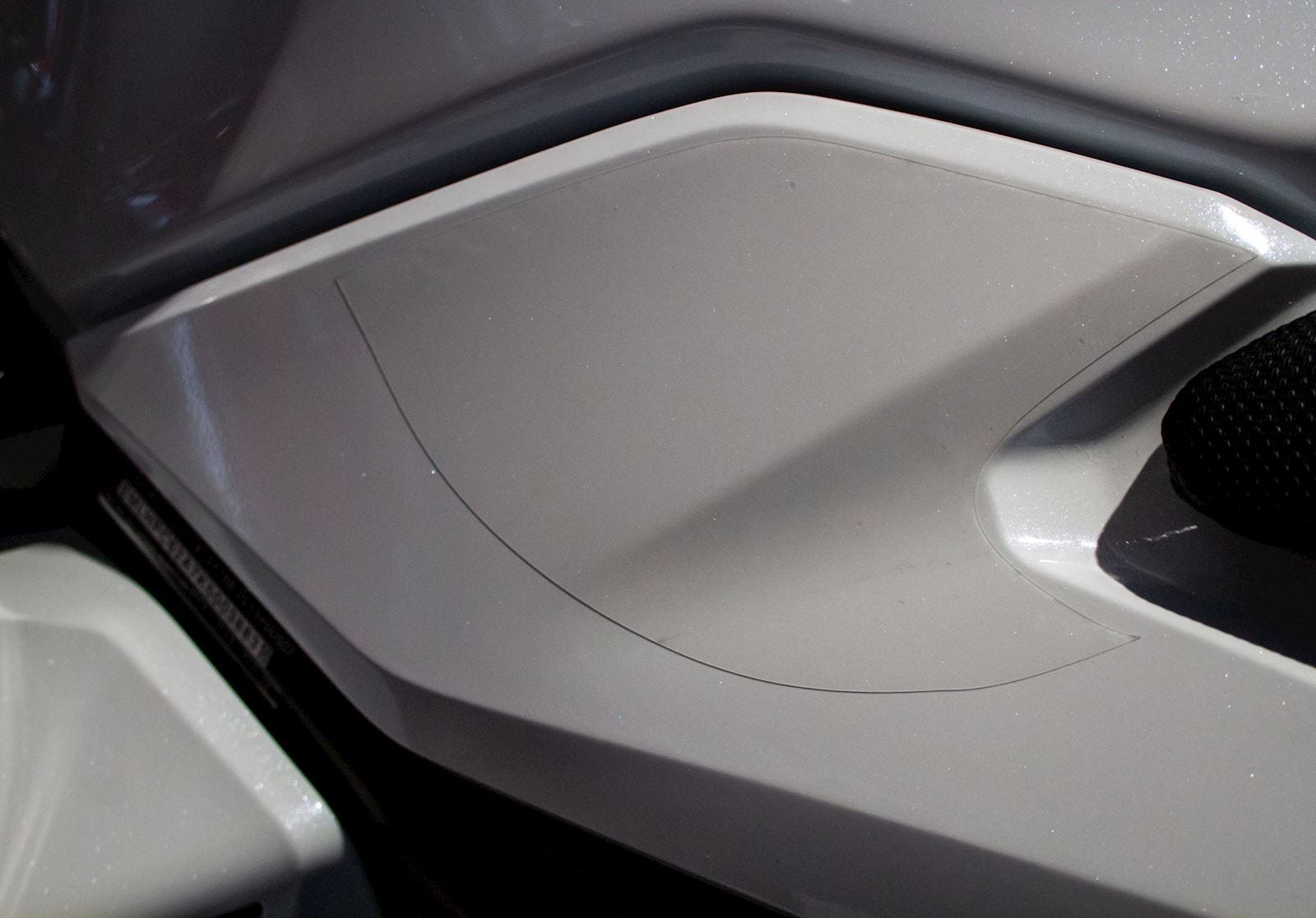 BMW S1000XR '20-, Second Skin Tank Protection (2-piece)